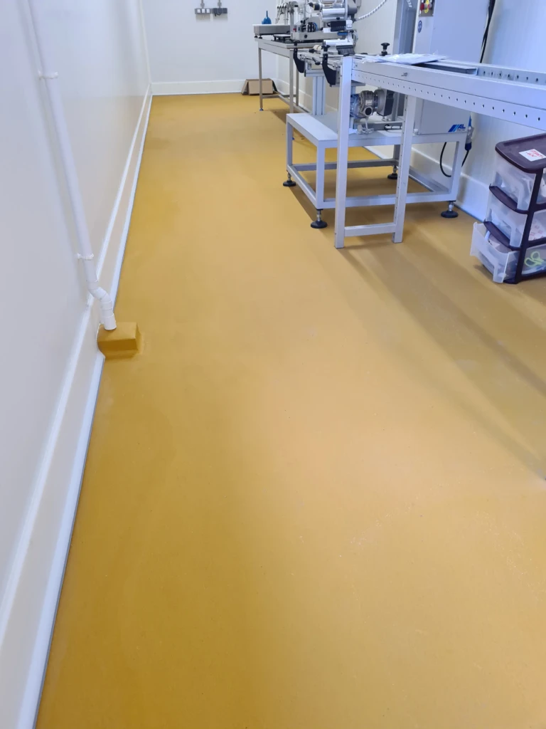 2025_sol-solution-agro-resine-agroalimentaire-volaille-petfood-polyurethane-ud200sr (3)