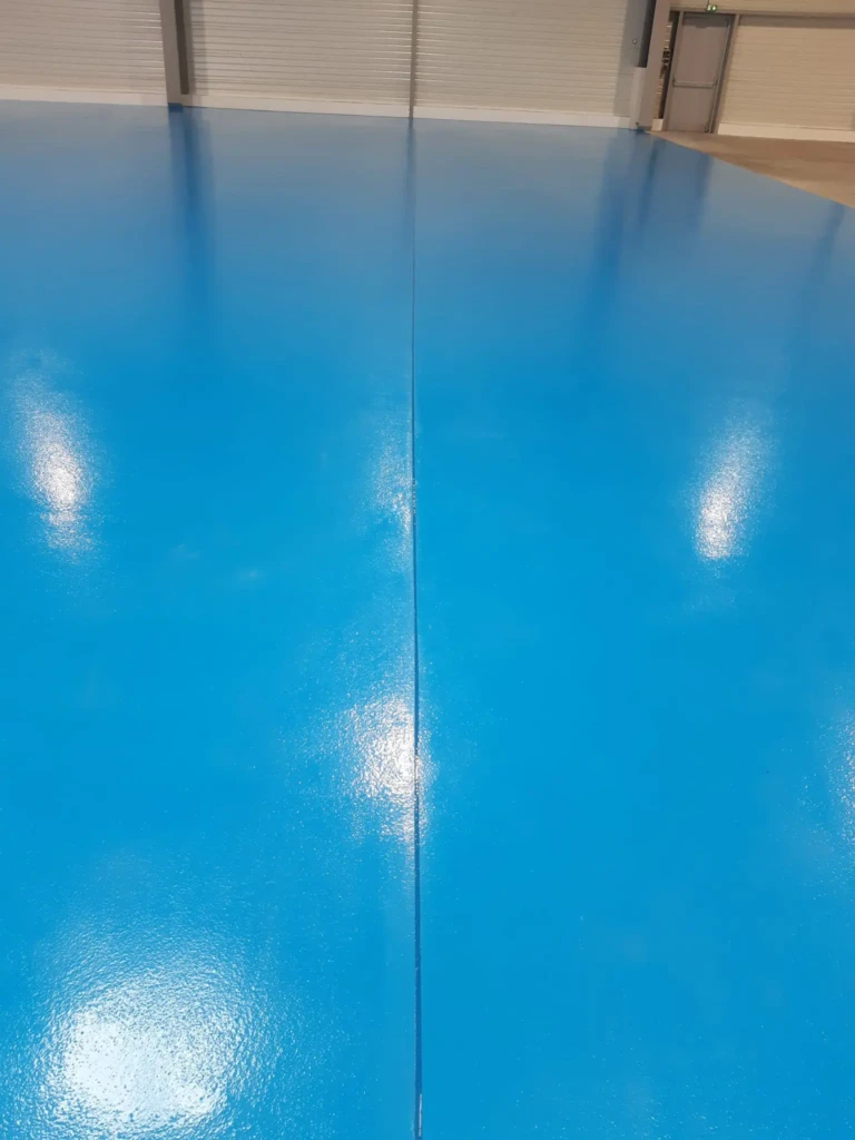 202510_sol-resine-epoxy-laboratoire-pharmaceutique-complement-alimentaire-groupe-sol-solution (29)