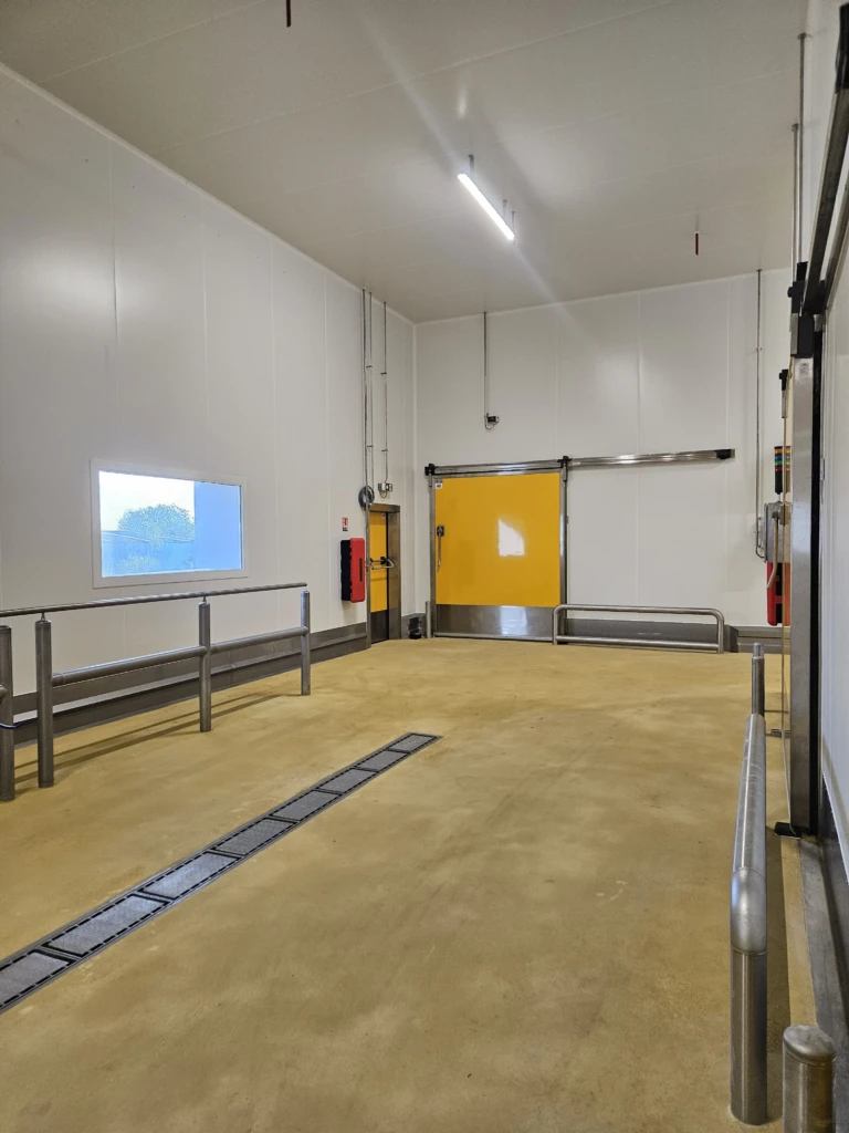 20251112_sol-solution-agro-agrochap-ud-200-sr-pu-ciment-viande-agroalimentaire (17)