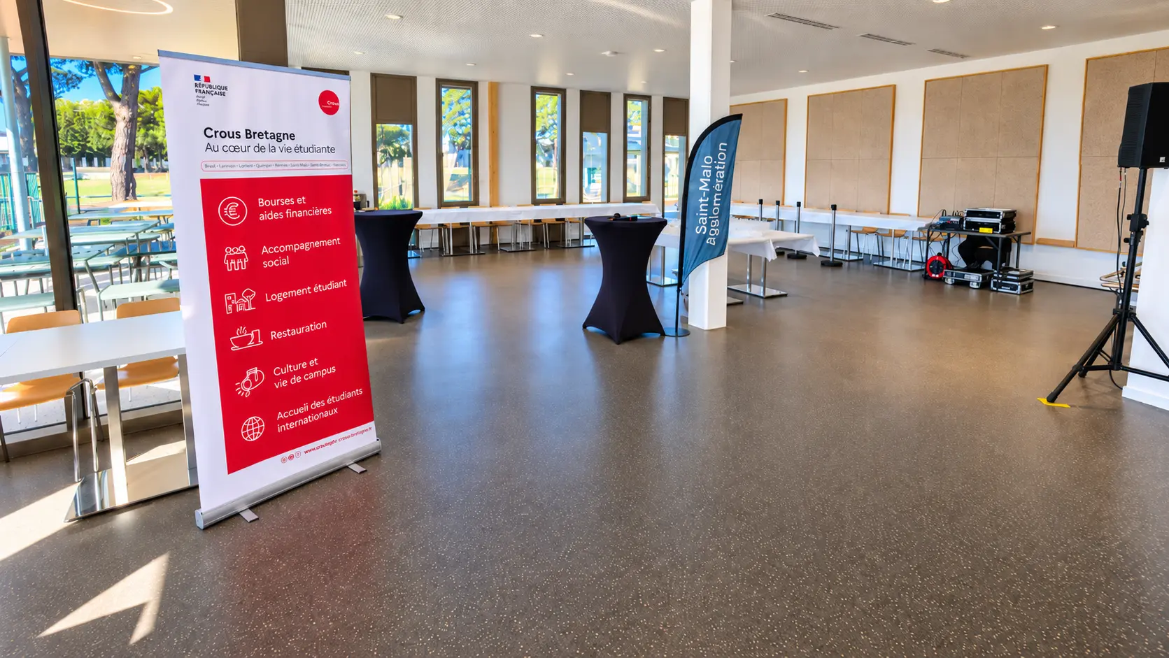 202610_sol-caoutchouc-polyurethane_restaurant-universitaire-crous-saint-malo_groupe-sol-solution (3)